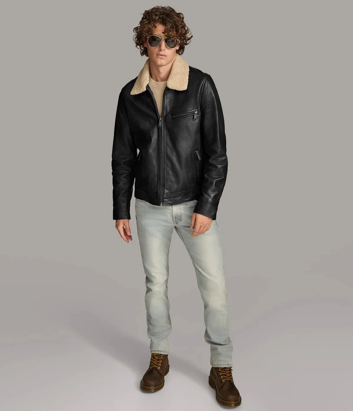 Zip-Up black leather jacket - Image 5